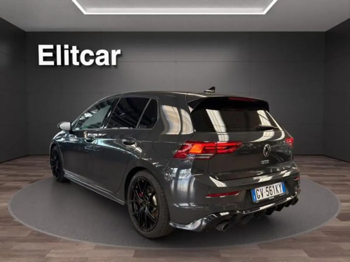 Volkswagen Golf usata a Milano (4)