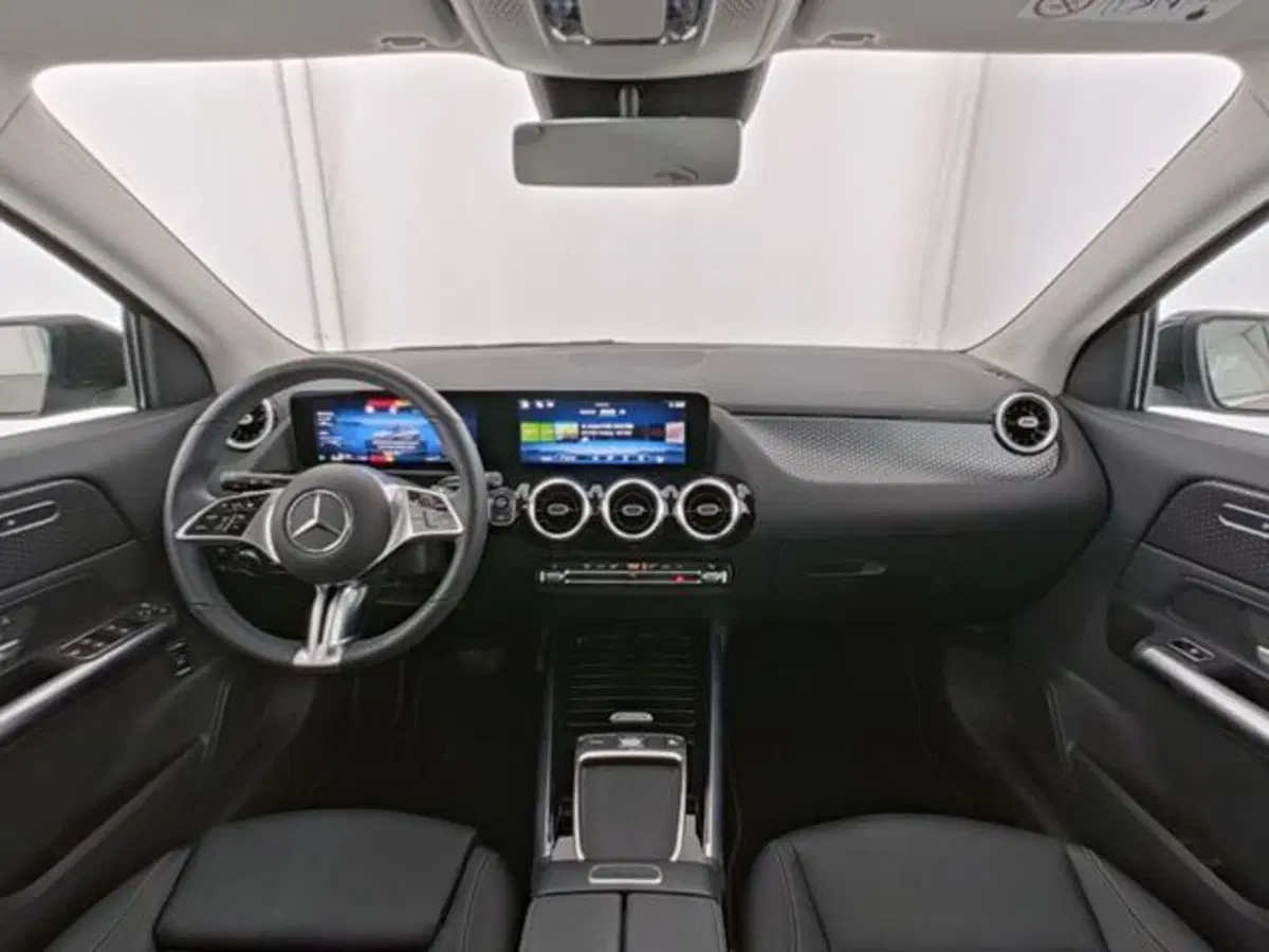 Mercedes-Benz GLA SUV usata a Milano (5)