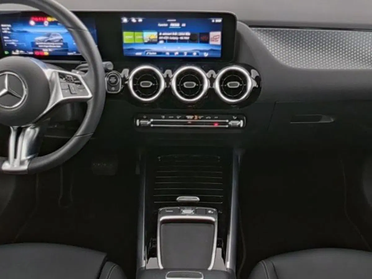 Mercedes-Benz GLA SUV usata a Milano (7)
