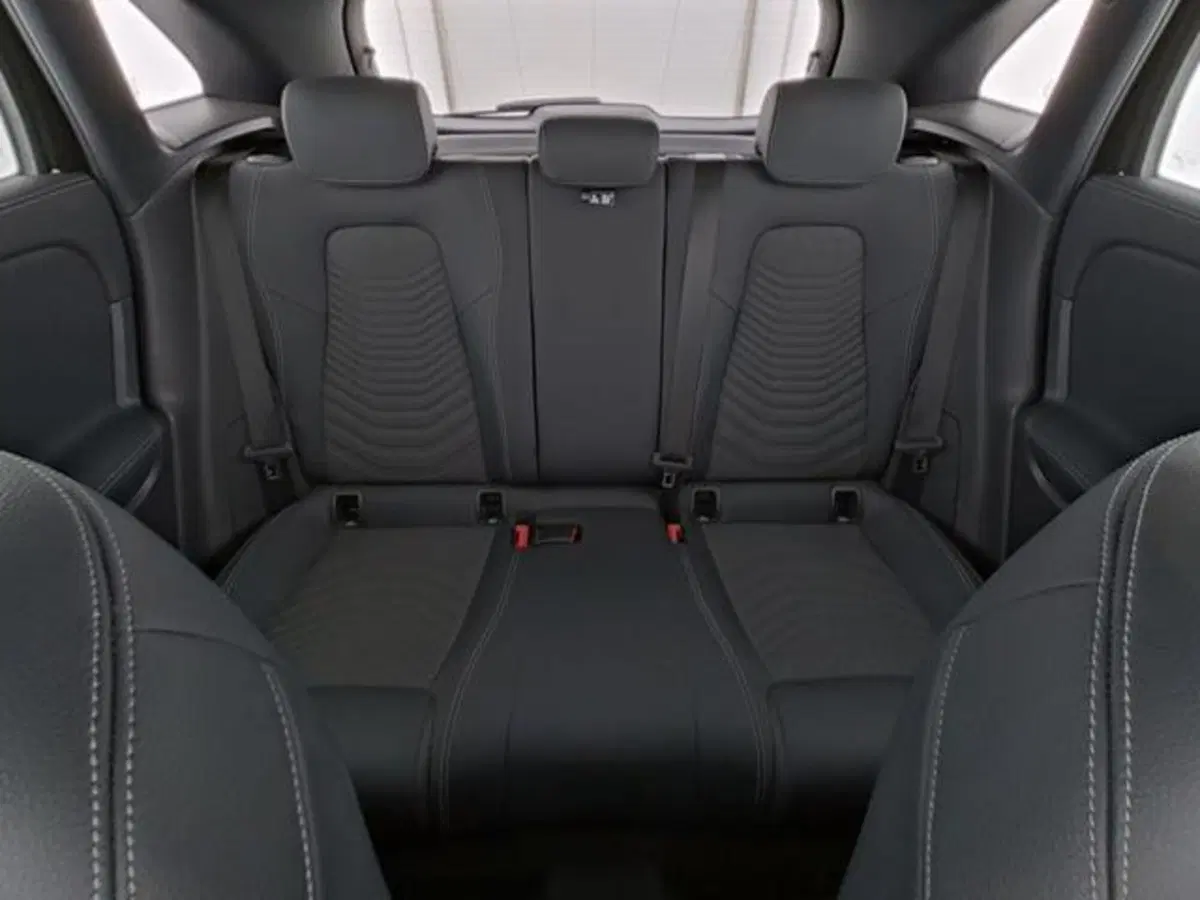 Mercedes-Benz GLA SUV usata a Milano (8)