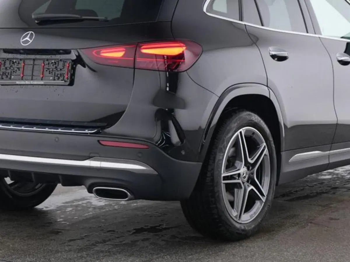 Mercedes-Benz GLA SUV usata a Milano (4)