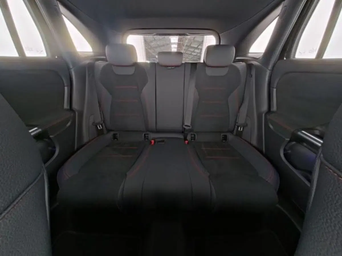 Mercedes-Benz GLA SUV usata a Milano (8)