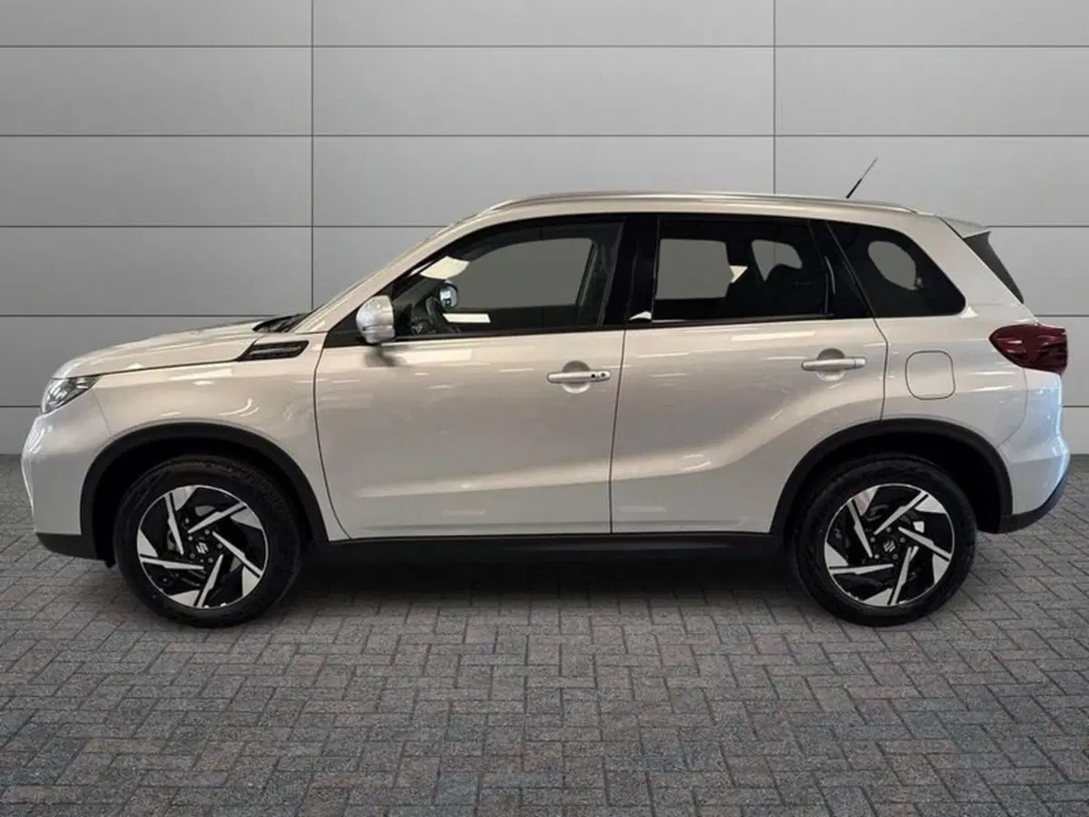 Suzuki Vitara usata a Prato (2)