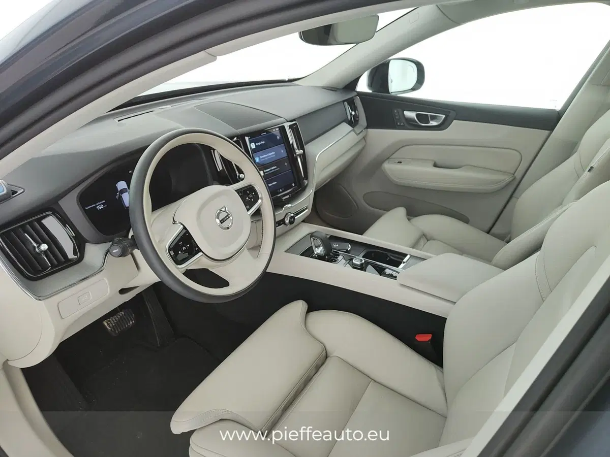 Volvo XC60 usata a Teramo (11)
