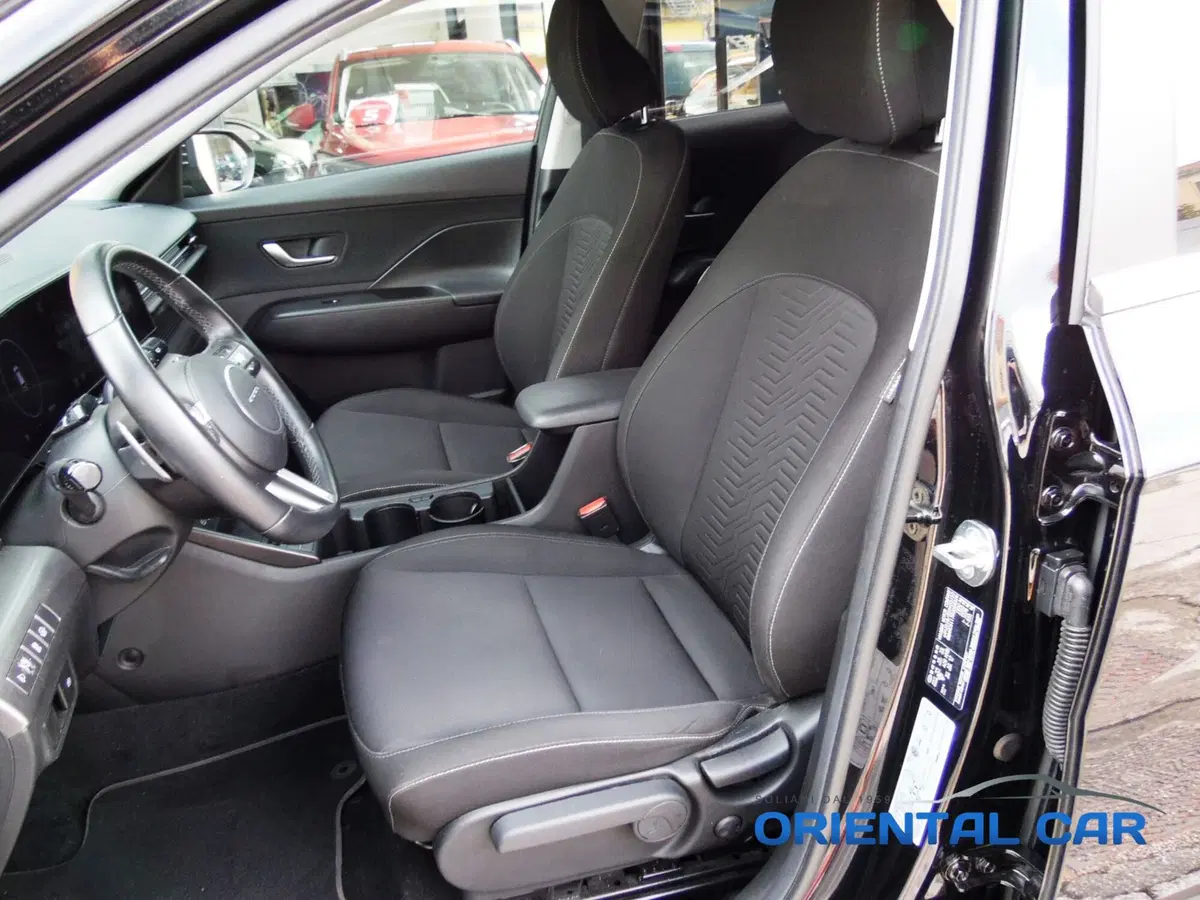 Hyundai Kona usata a La Spezia (13)