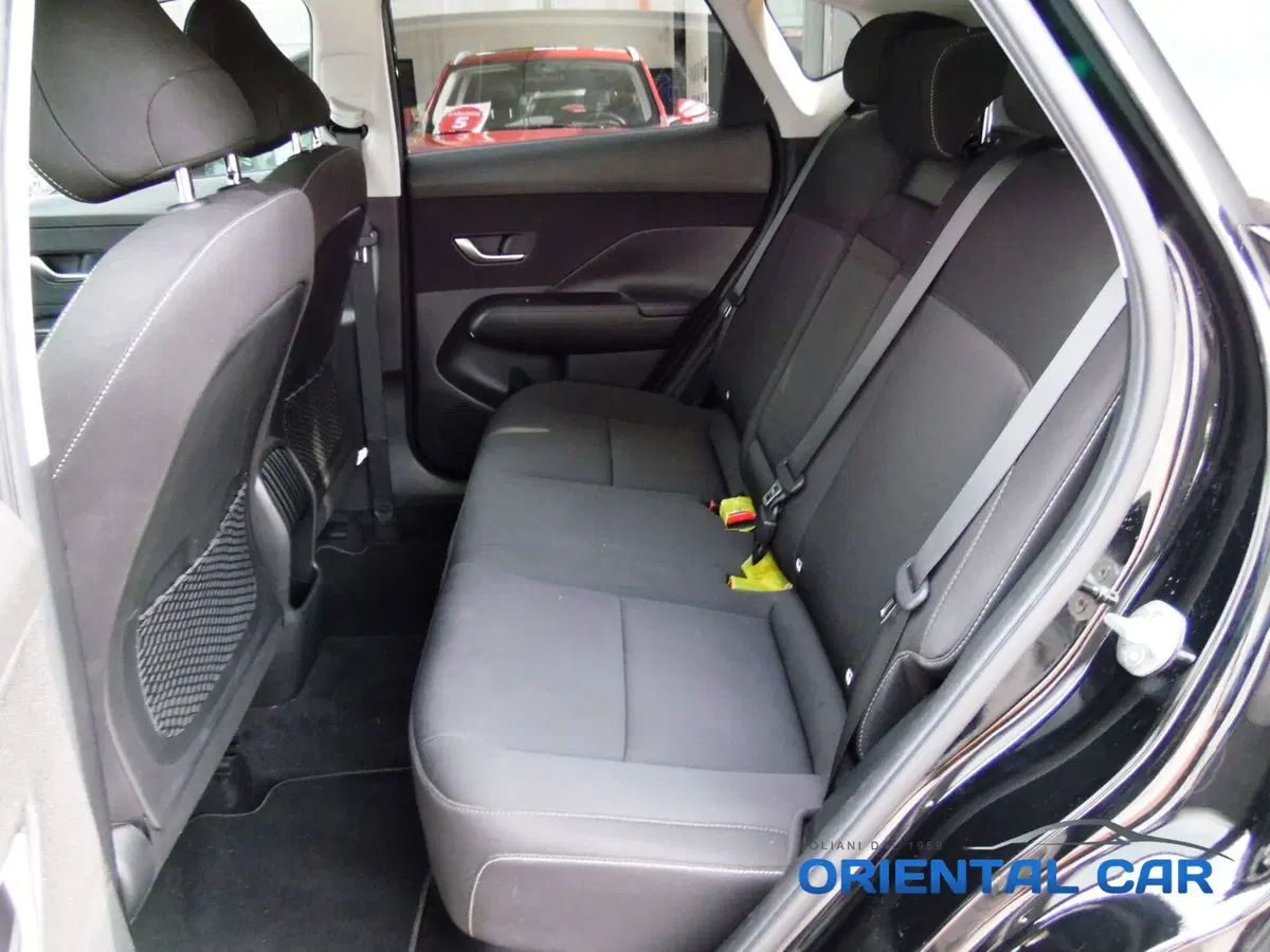 Hyundai Kona usata a La Spezia (20)