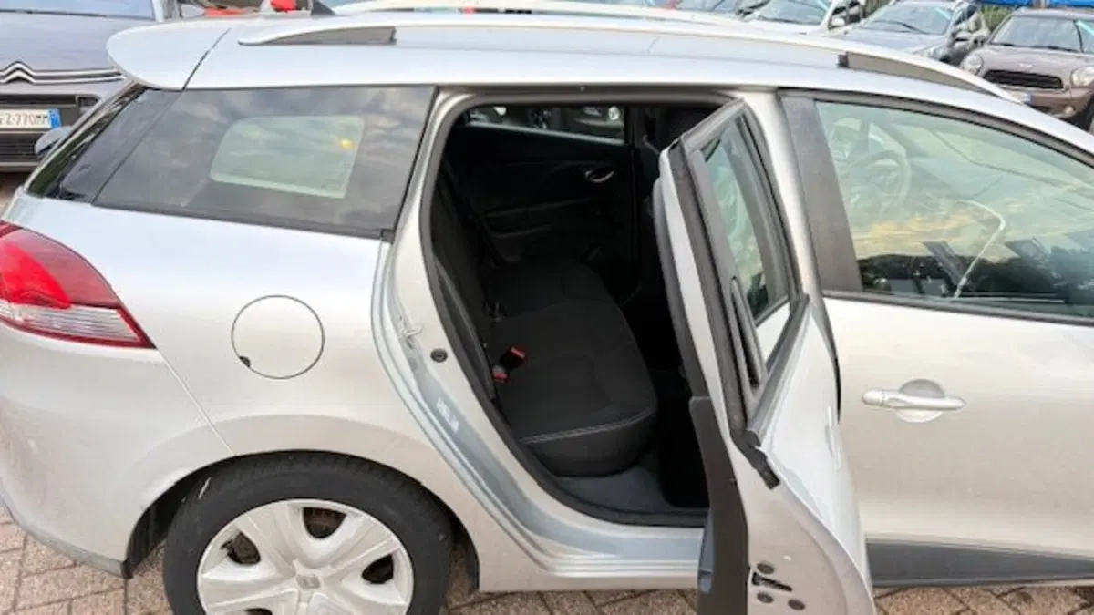 Renault Clio Sporter usata a Como (13)