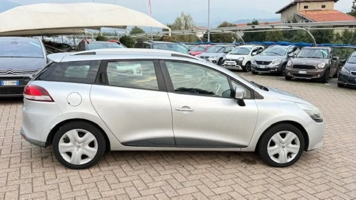 Renault Clio Sporter usata a Como (7)
