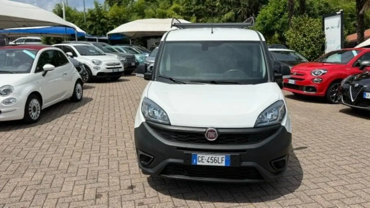 Fiat Doblò Furgone usata a Como (11)