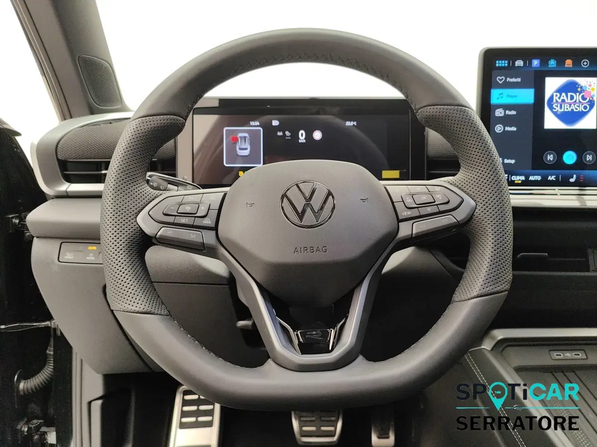 Volkswagen T-Roc nuova a Como (17)