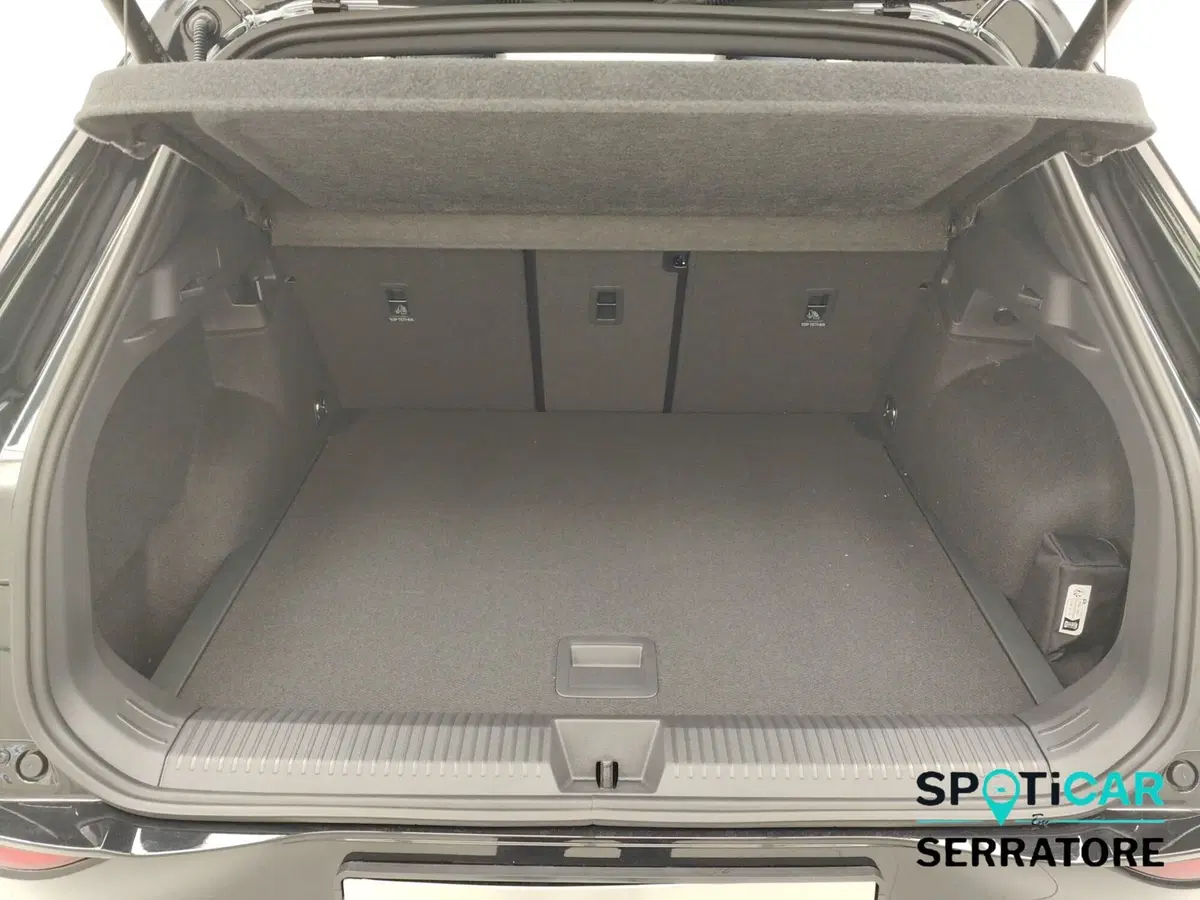Volkswagen T-Roc nuova a Como (18)