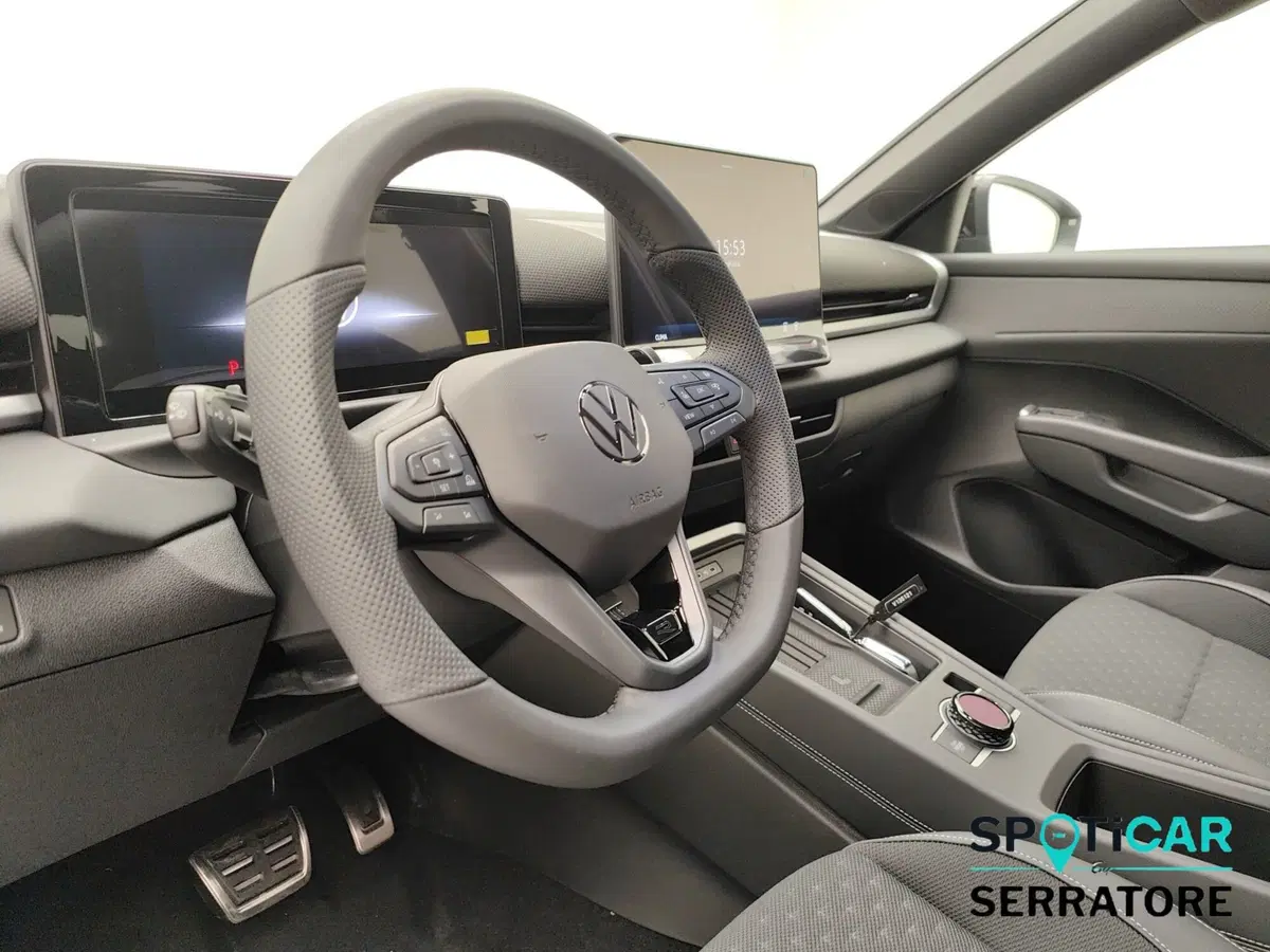 Volkswagen T-Roc nuova a Como (8)