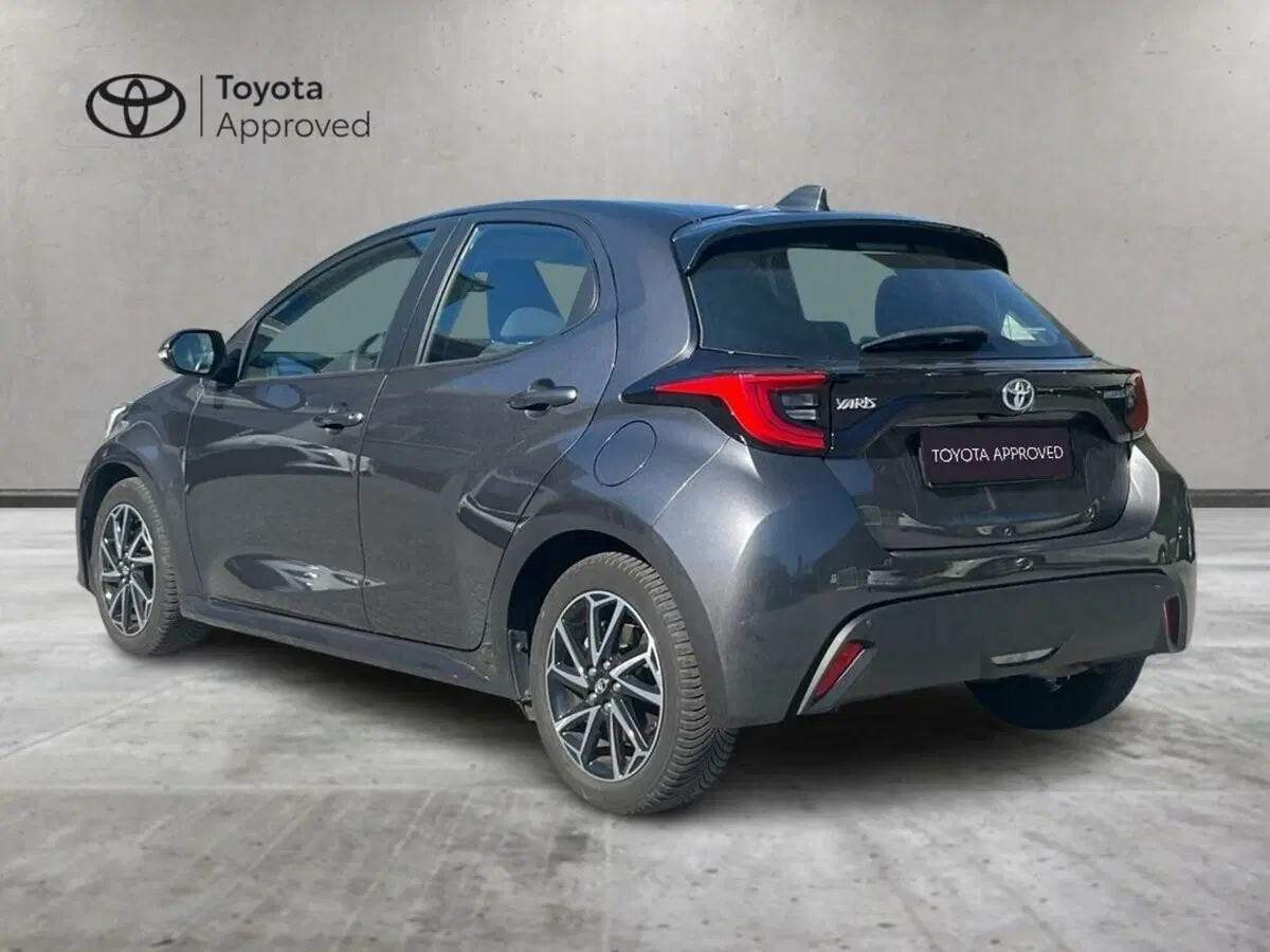 Toyota Yaris usata a Sondrio (4)