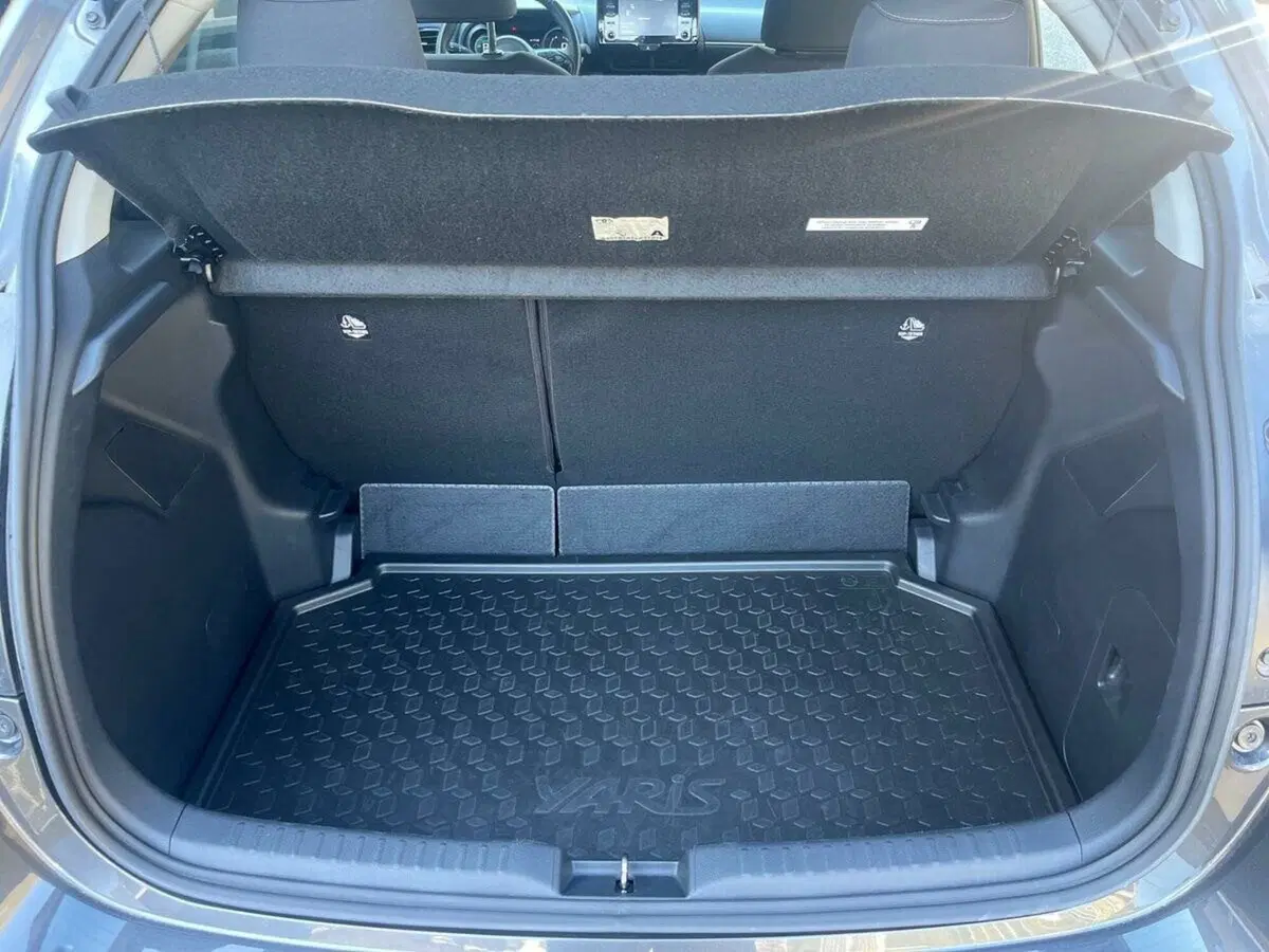 Toyota Yaris usata a Sondrio (5)