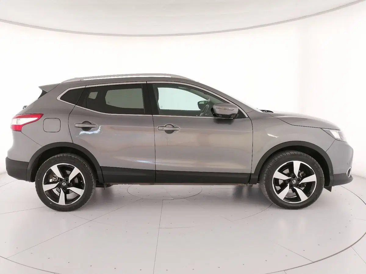 Nissan Qashqai usata a Roma (3)