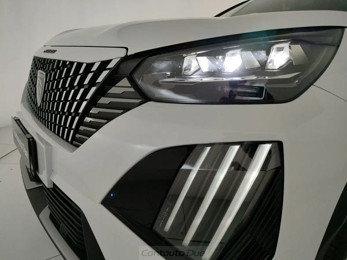 Peugeot 2008 usata a Caserta (10)