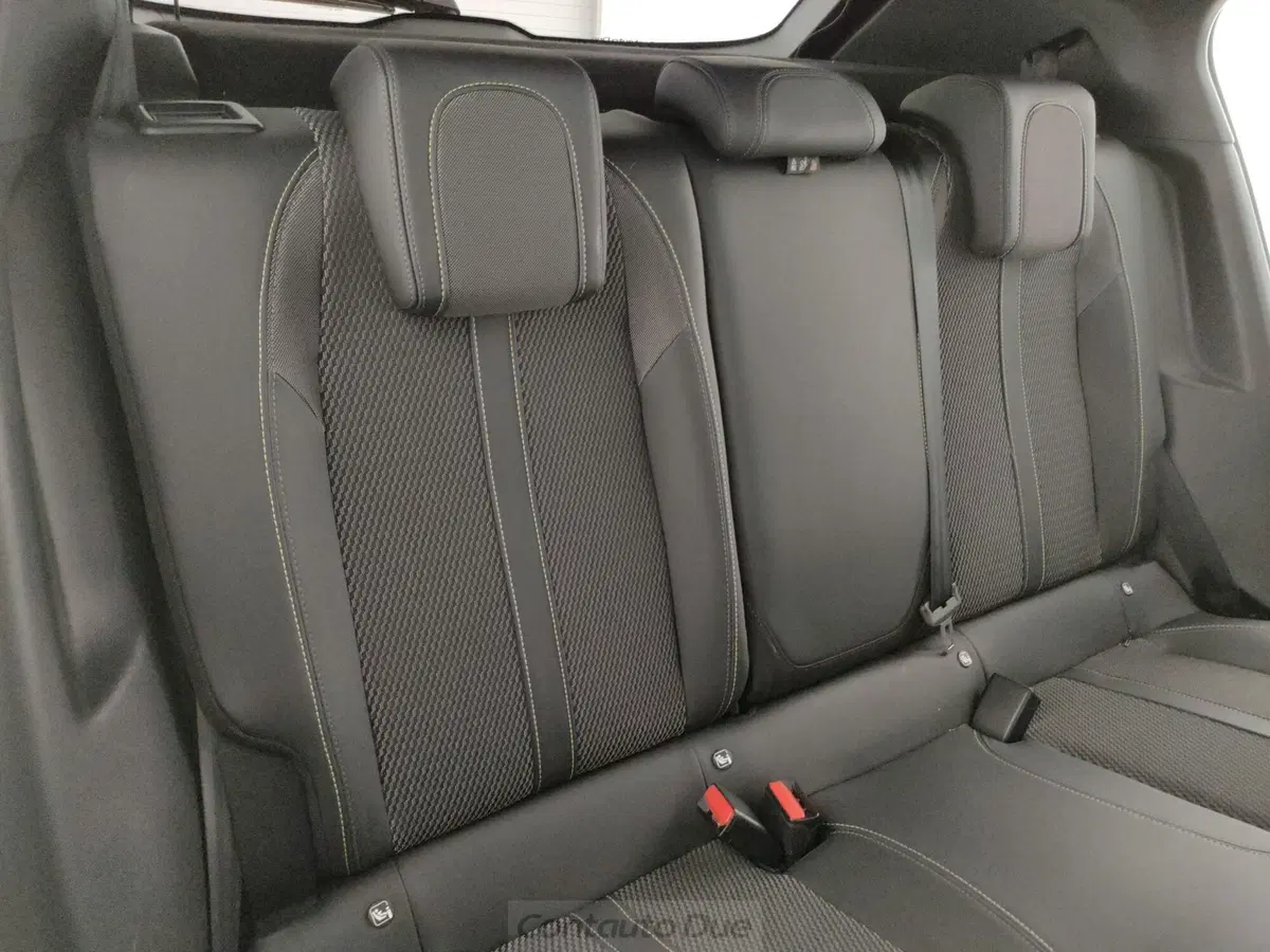 Peugeot 2008 usata a Caserta (12)