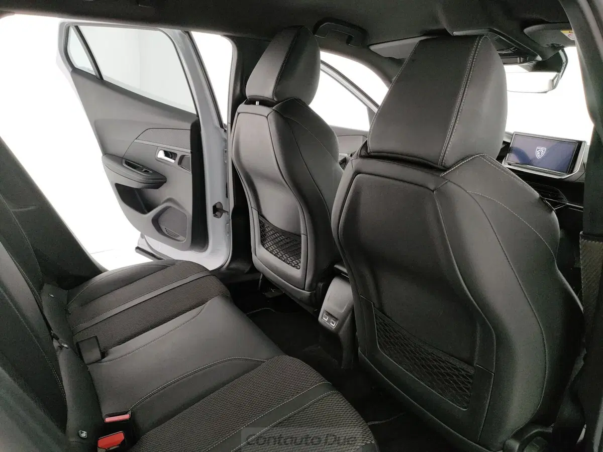 Peugeot 2008 usata a Caserta (14)