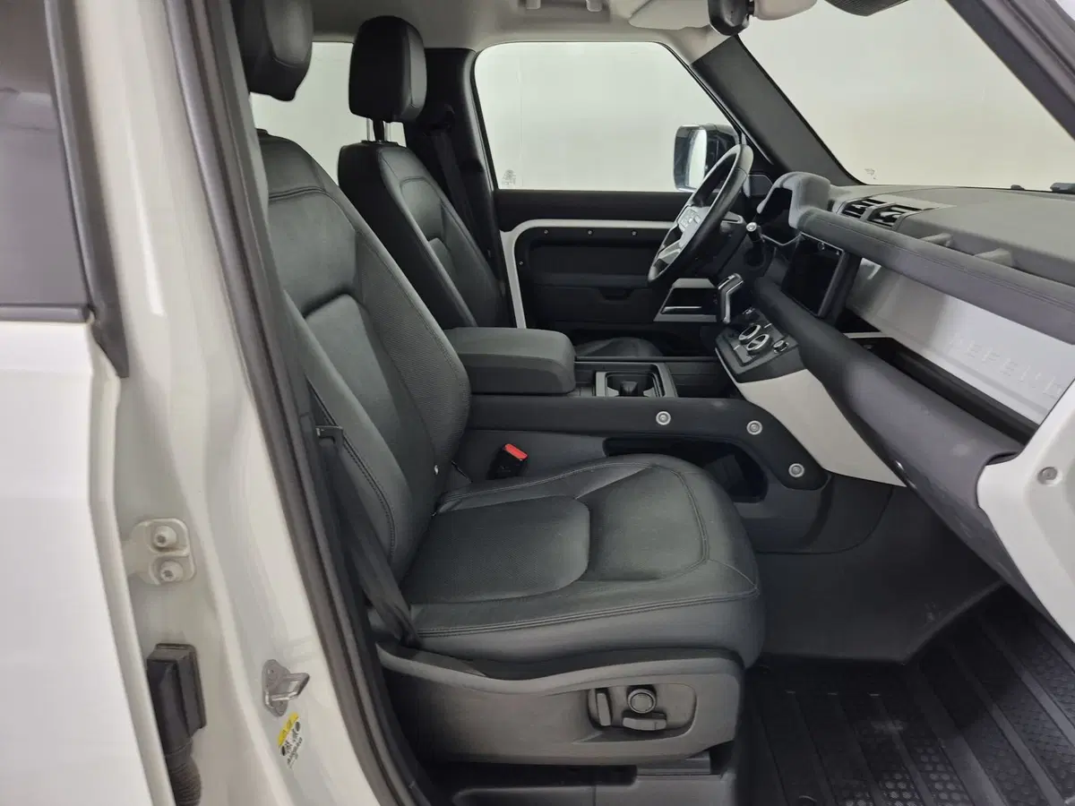 Land Rover Defender usata a Torino (3)