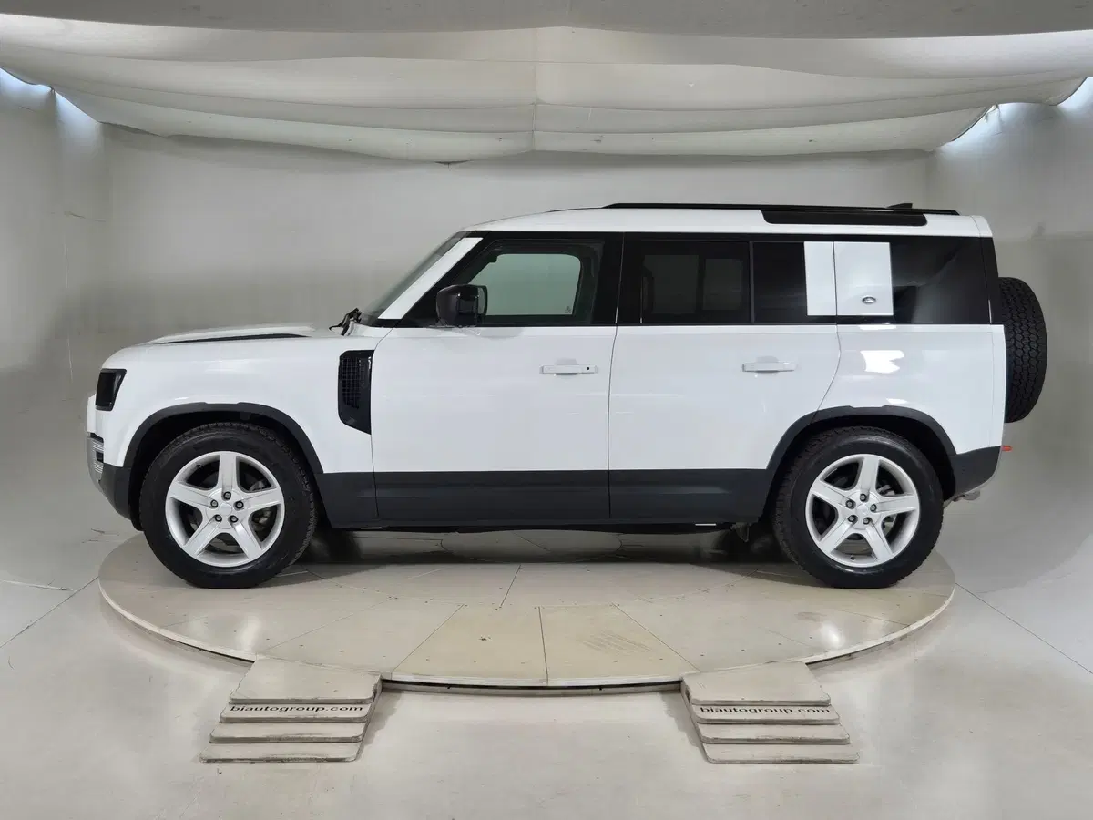 Land Rover Defender usata a Torino (6)