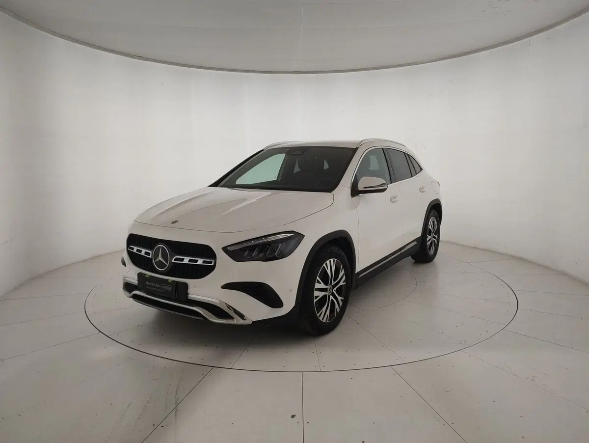Mercedes-Benz GLA SUV usata a Alessandria