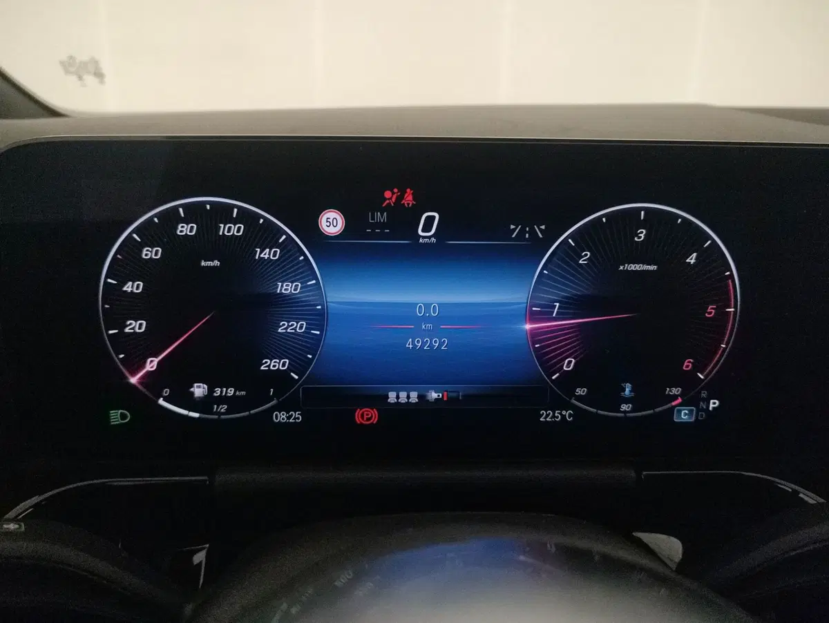 Mercedes-Benz GLA SUV usata a Alessandria (15)
