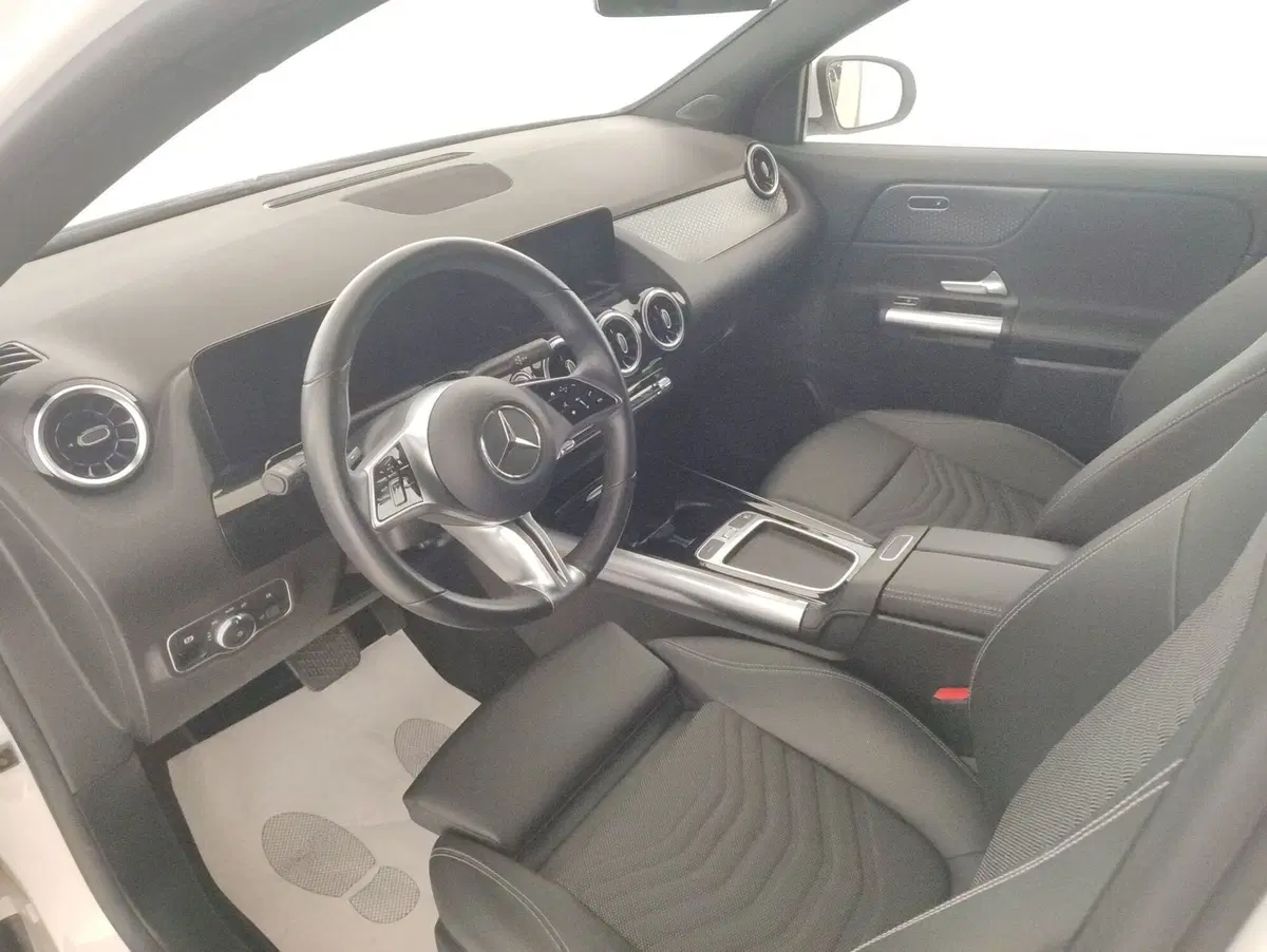 Mercedes-Benz GLA SUV usata a Alessandria (6)