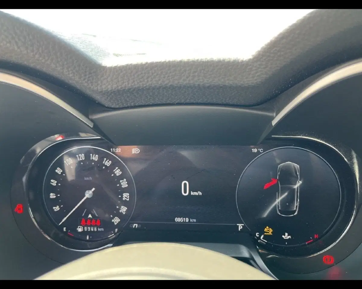 Alfa Romeo Stelvio usata a Torino (7)