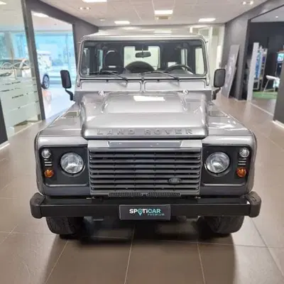 Land Rover Defender 90 2.2 TD4 Pick Up base del 2013 usata a Quart