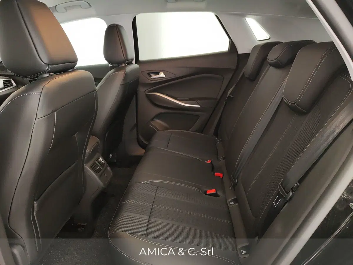 Opel Grandland nuova a Caserta (13)
