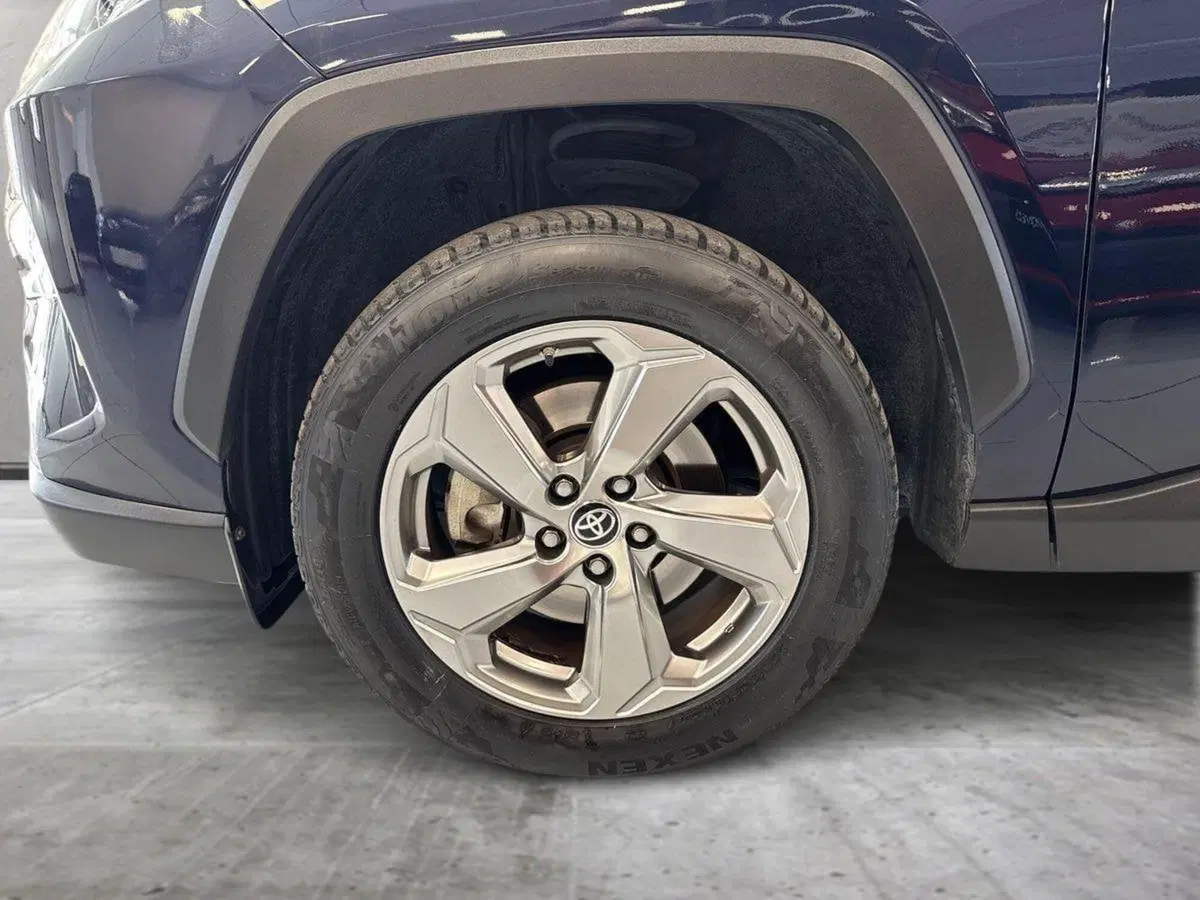 Toyota Rav4 usata a Prato (8)