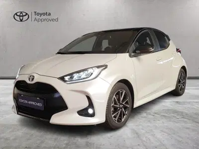 Toyota Yaris 1.5 Hybrid 5 porte Style del 2022 usata a Milano