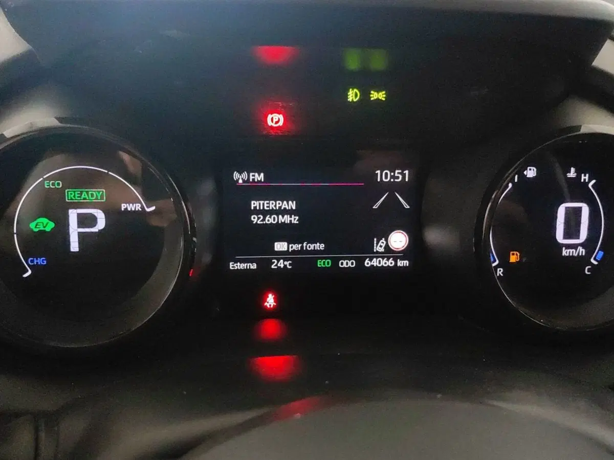 Toyota Yaris usata a Milano (10)