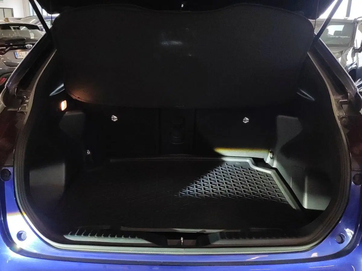Toyota Yaris Cross usata a Milano (7)