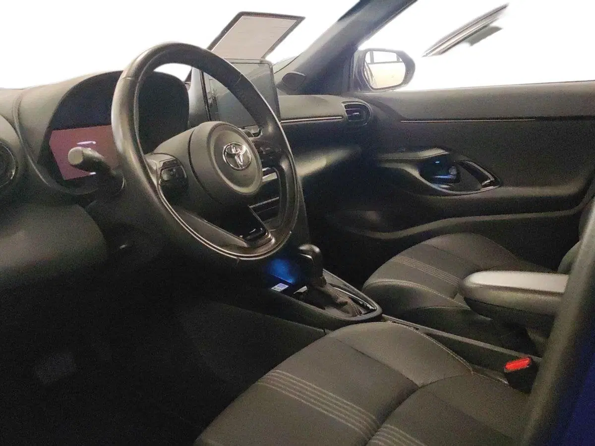 Toyota Yaris Cross usata a Milano (8)