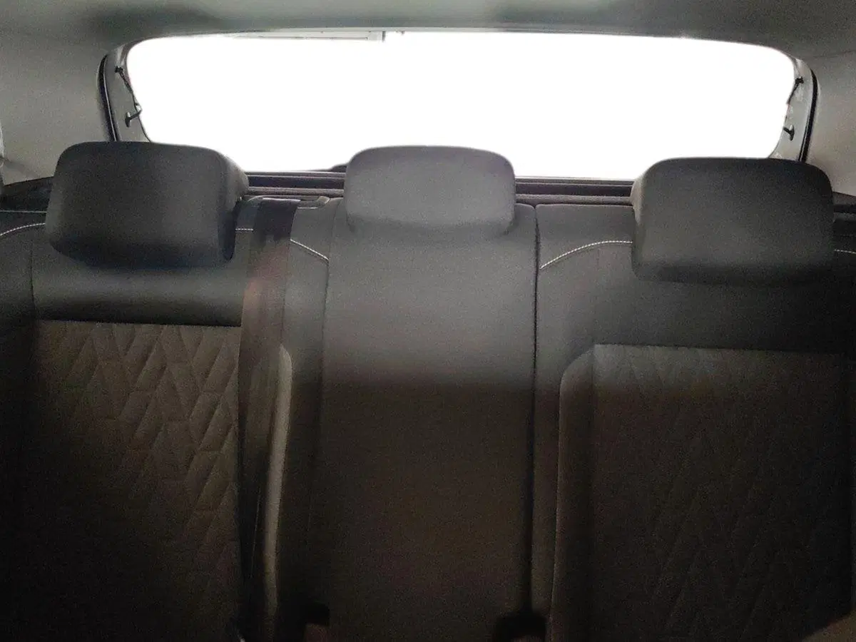 Volkswagen T-Cross usata a Milano (11)