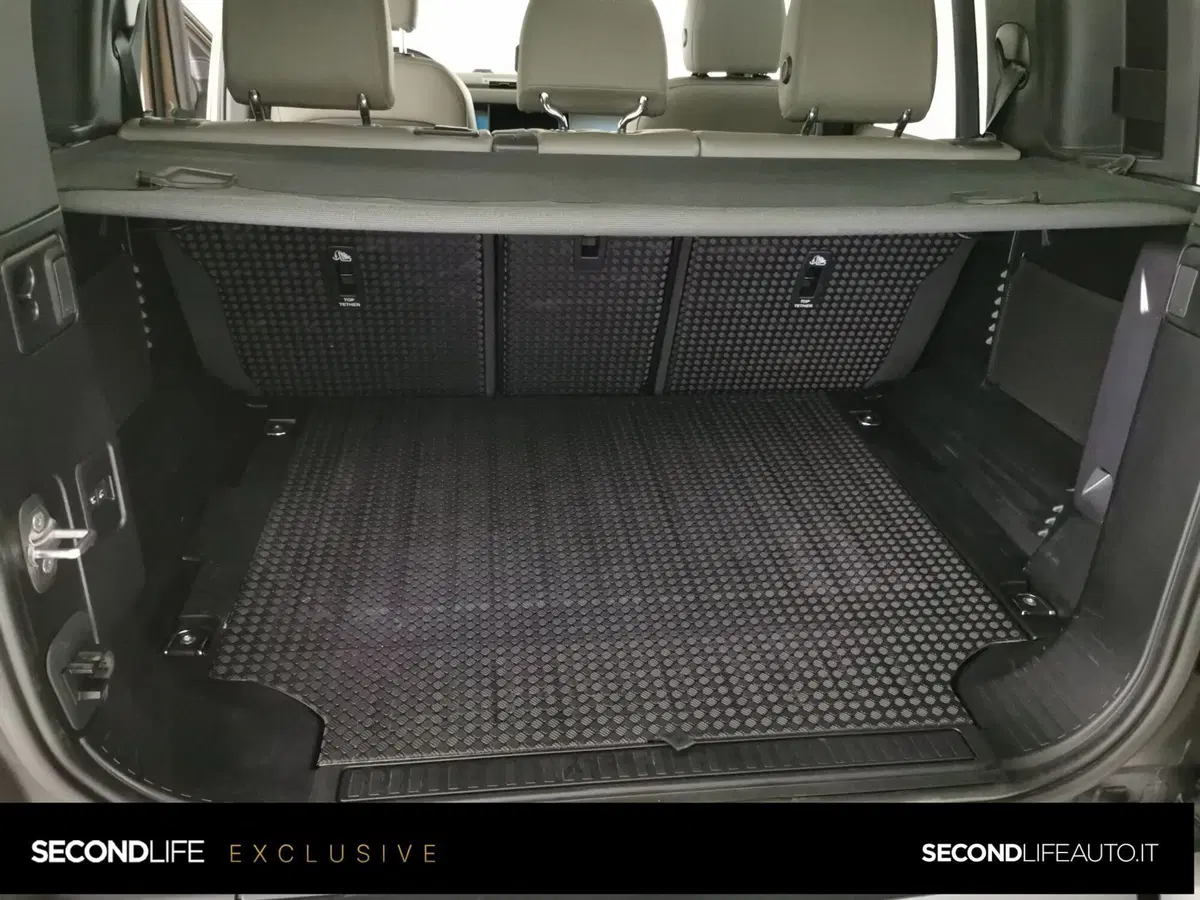 Land Rover Defender usata a Chieti (7)