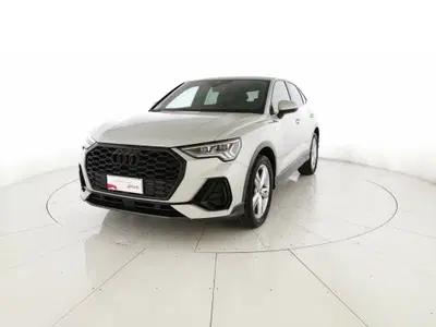 Audi Q3 Sportback 35 2.0 tdi S line edition s-tronic del 2025 usata a San Giovanni Teatino
