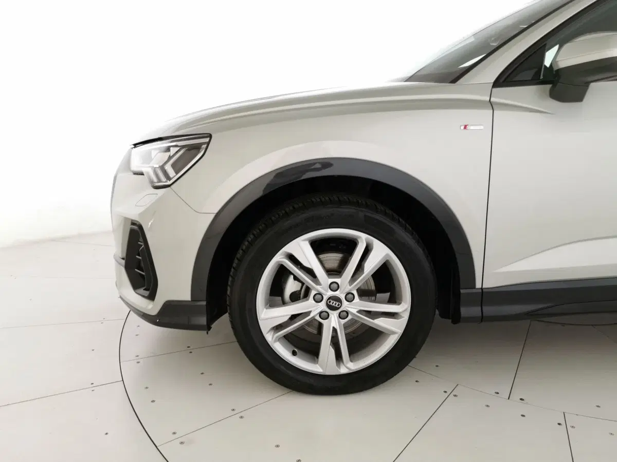 Audi Q3 Sportback usata a Chieti (7)