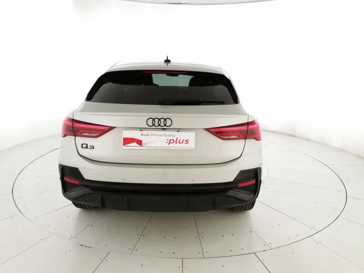 Audi Q3 Sportback usata a Chieti (9)