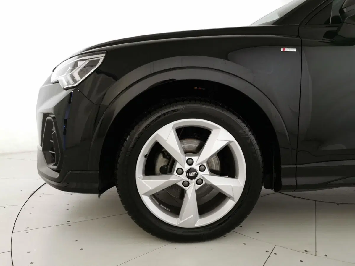 Audi Q3 Sportback usata a Chieti (7)