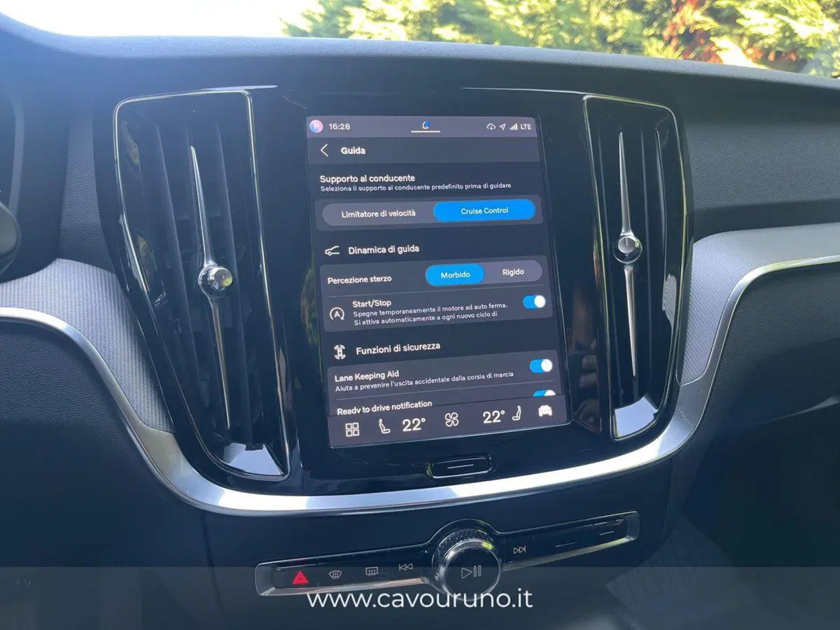 Volvo V60 usata a Ferrara (11)