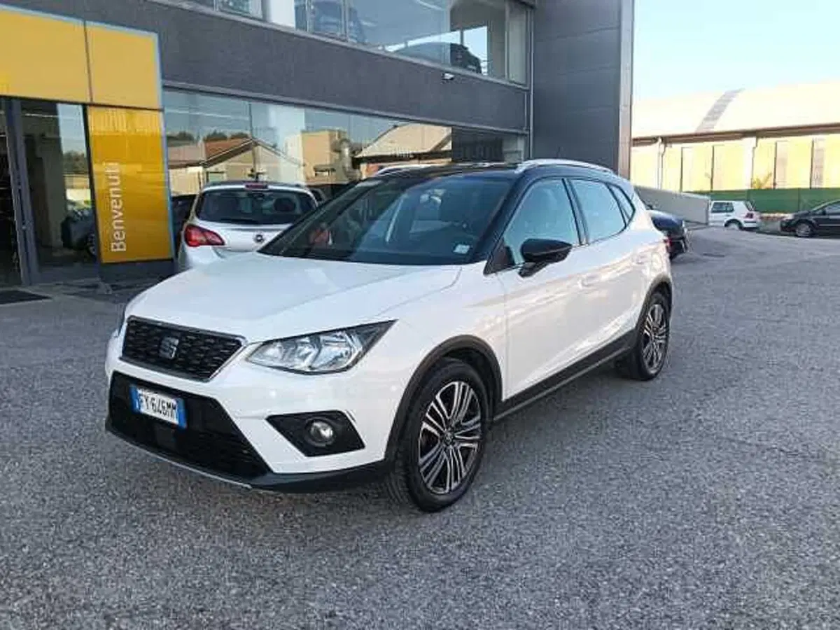 SEAT Arona usata a Pesaro-Urbino