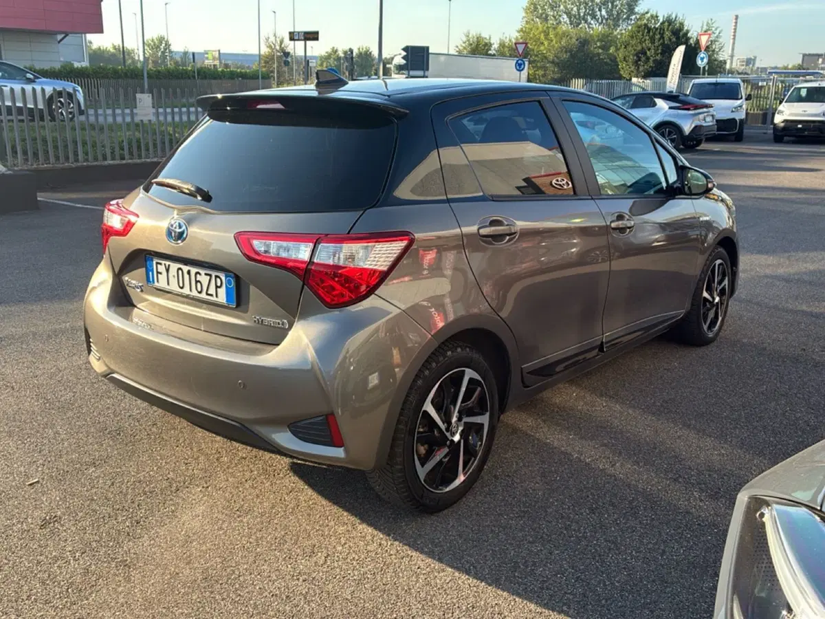 Toyota Yaris usata a Mantova (5)