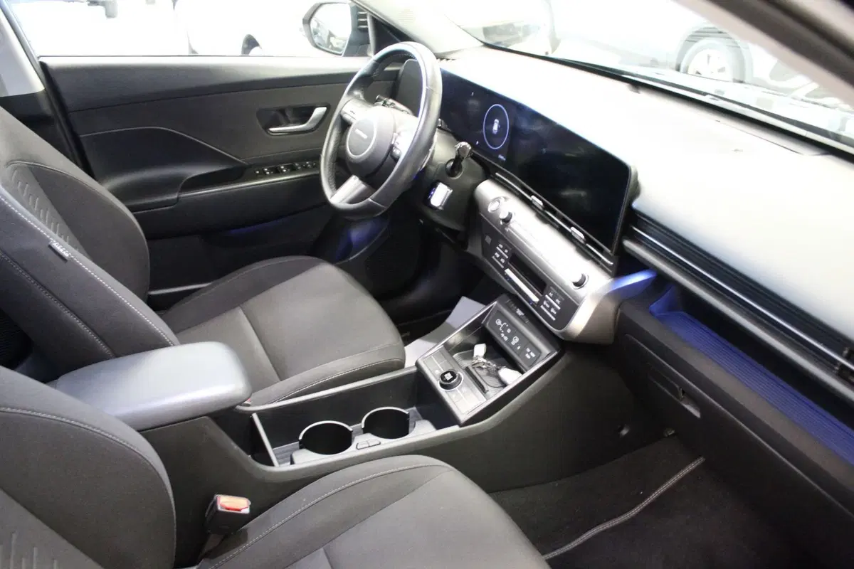 Hyundai Kona usata a Cremona (9)