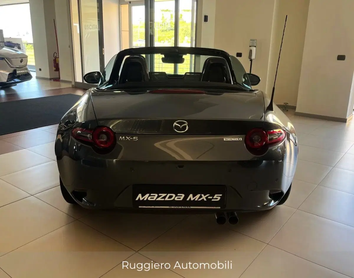 Mazda MX-5 nuova a Catanzaro (5)