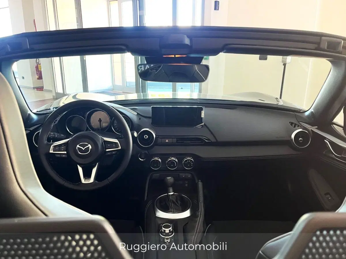 Mazda MX-5 nuova a Catanzaro (7)