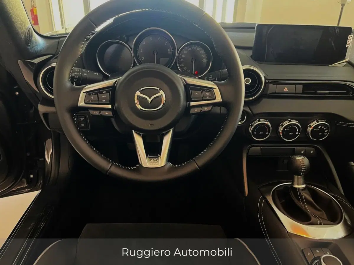 Mazda MX-5 nuova a Catanzaro (8)