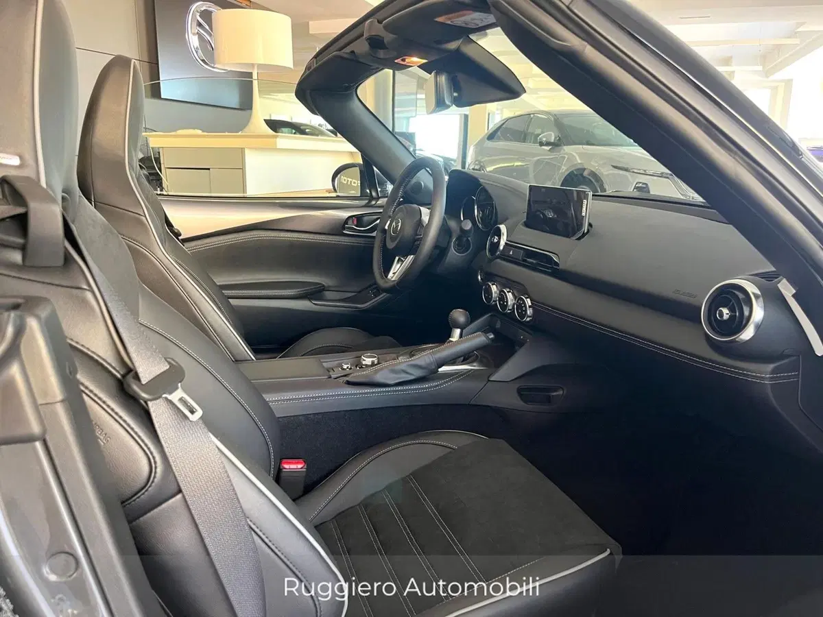 Mazda MX-5 nuova a Catanzaro (9)
