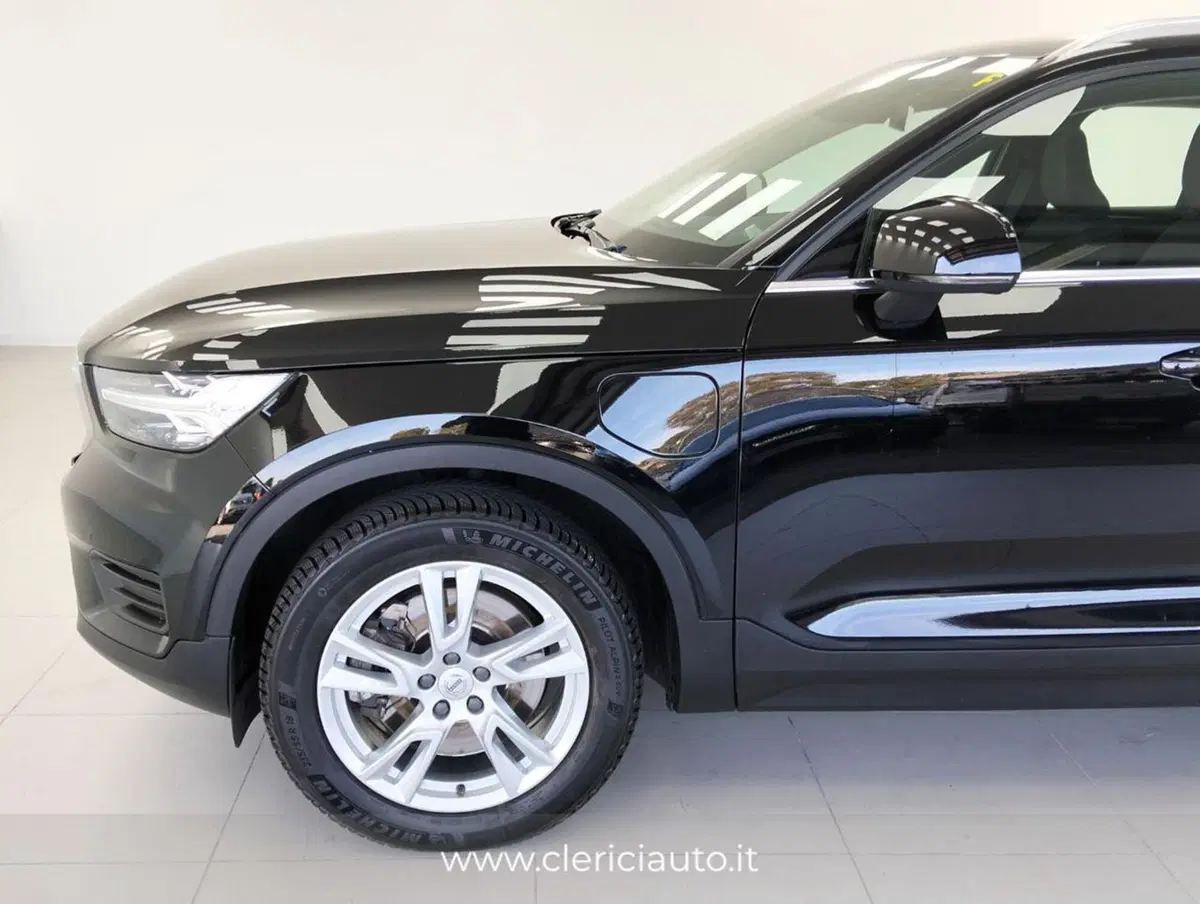 Volvo XC40 usata a Como (8)